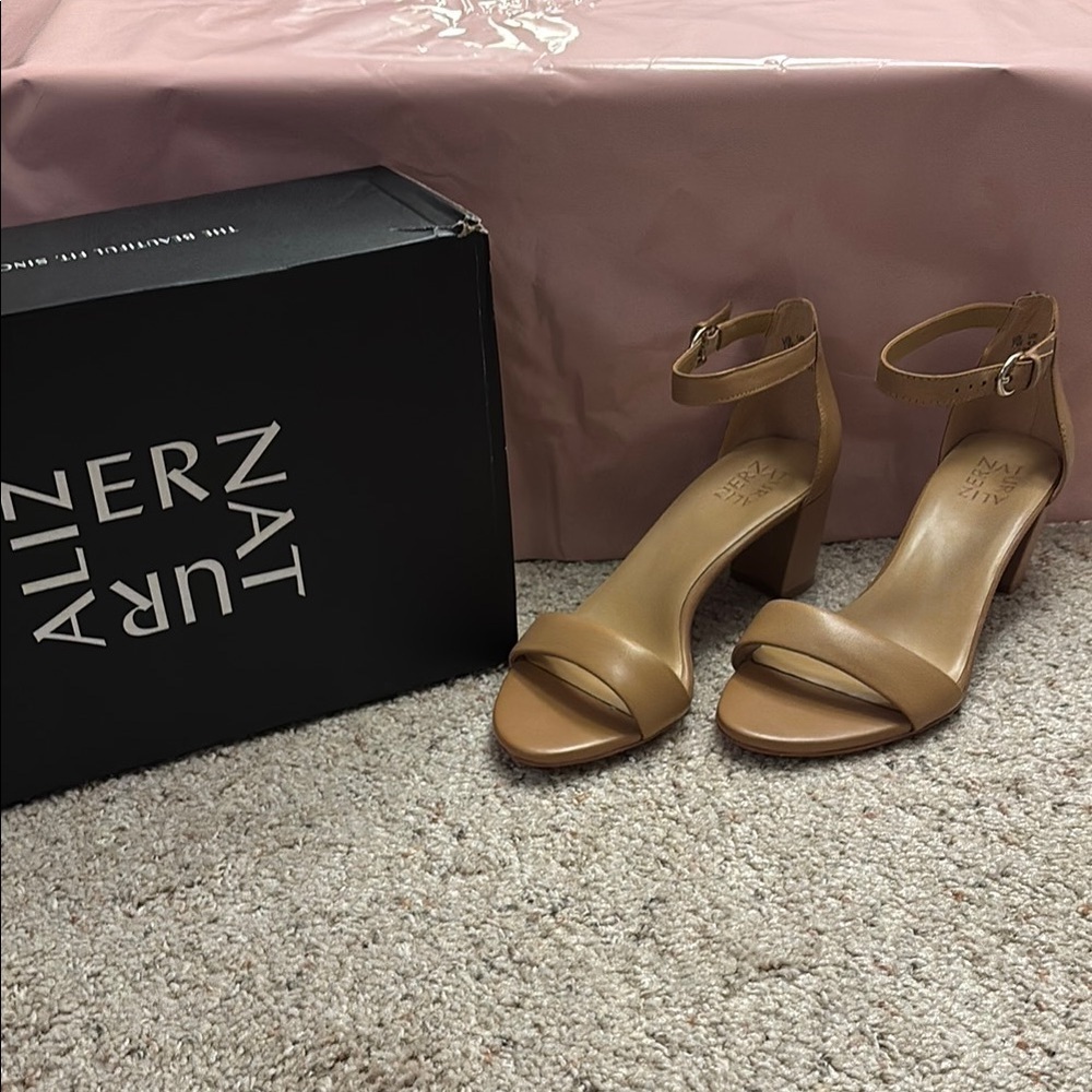 Naturalizer Women's Vera Frappe Ankle Strap Heels